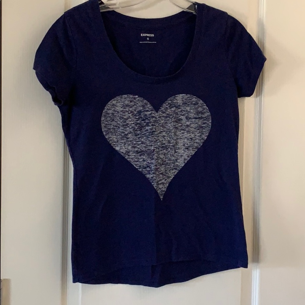 Indigo Express tee with heart